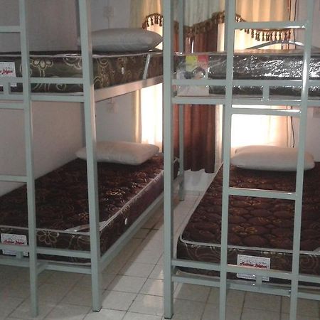 Pondok Heras Suite จาการ์ตา ภายนอก รูปภาพ