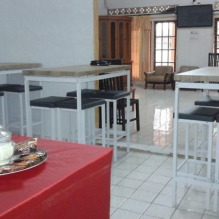 Pondok Heras Suite จาการ์ตา ภายนอก รูปภาพ